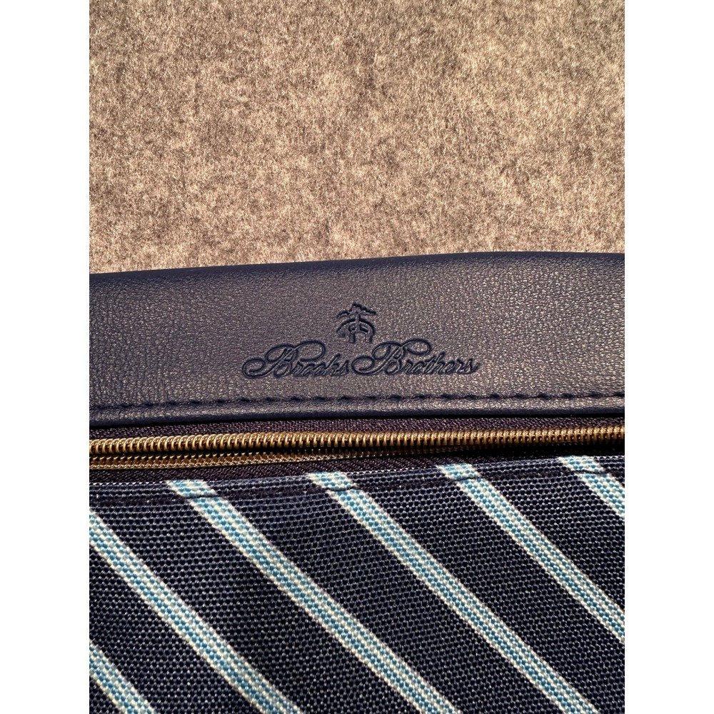 Brooks Brothers United Airlines Amenity Pouch Navy Blue Striped Travel Bag Case - Picture 2 of 4